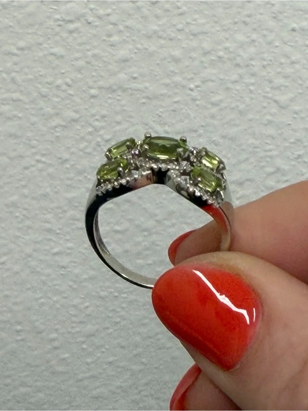 Beautiful Natural oval cut Burma Peridot 1.90CT 925 Sterling Silver Ring Size 9
